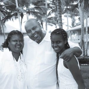 Meet your Posher, Iris